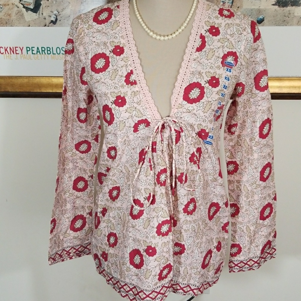 OLD NAVY MATERNITY FLORAL TOP  NWT!!💥